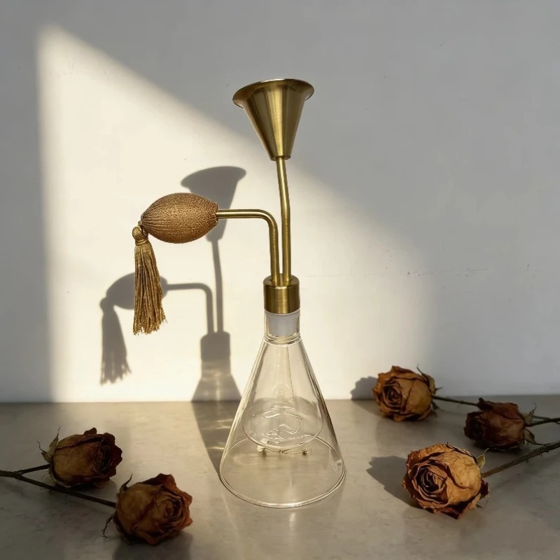 Elegant Tassel Decor Perfume E - Perfume Fragrance Store 评论和价格