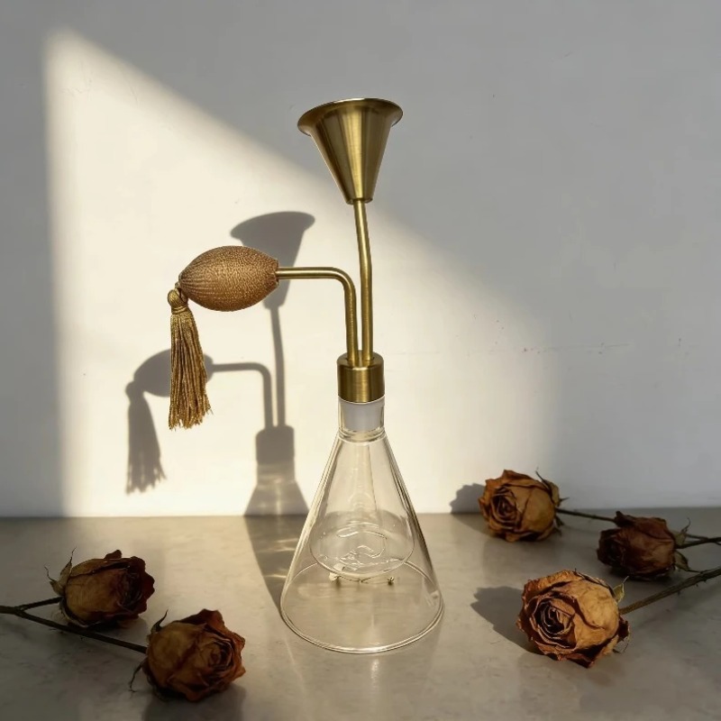 Elegant Tassel Decor Perfume E - Perfume Fragrance Store 评论和价格